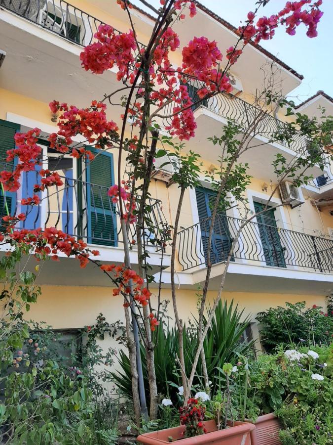 Ammousa Hotel Apartments Lixouri Exterior photo